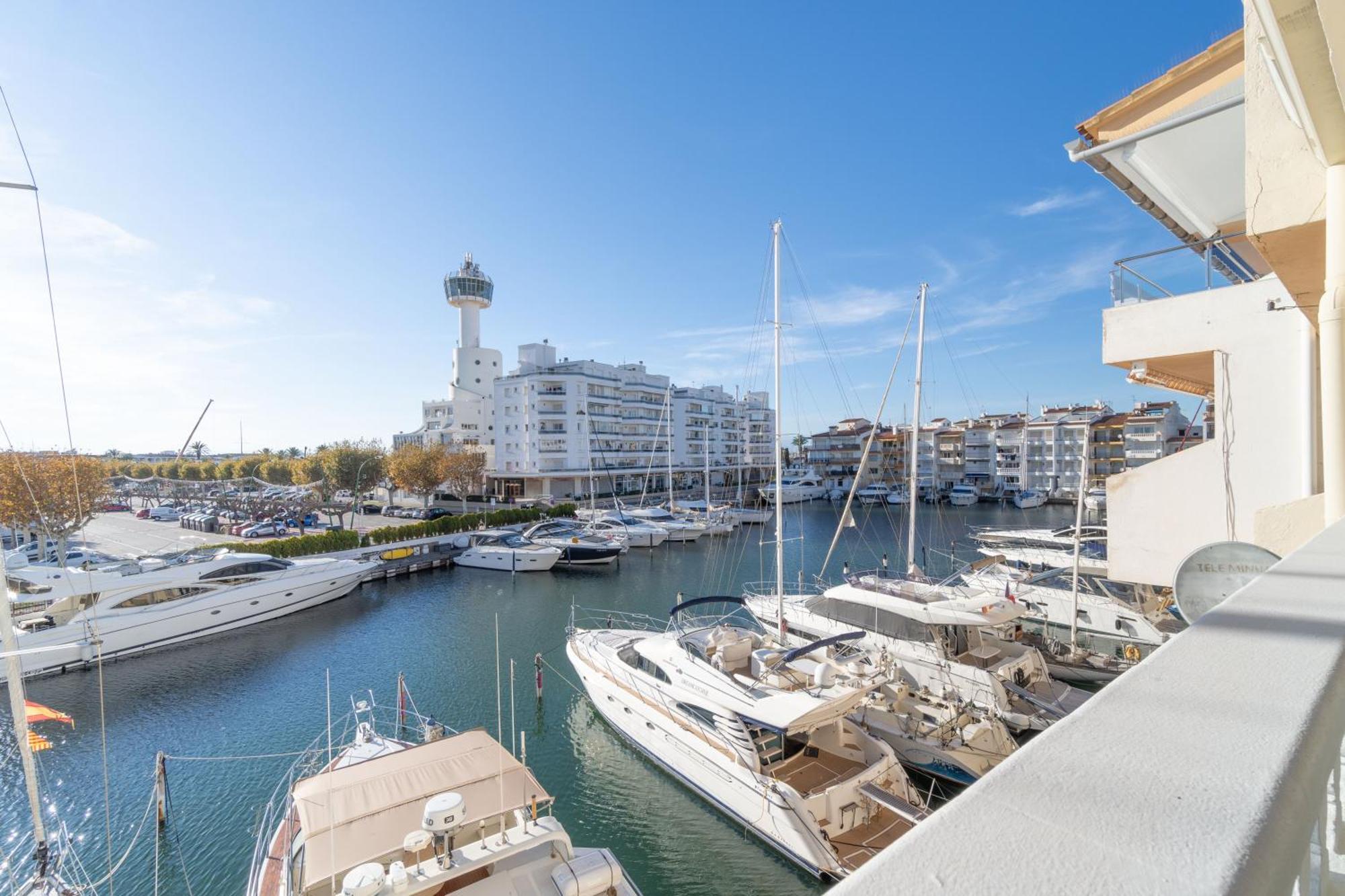 Apartmán Moderno Apartamento Frente Al Canal Con Terrazas Empuriabrava Exteriér fotografie