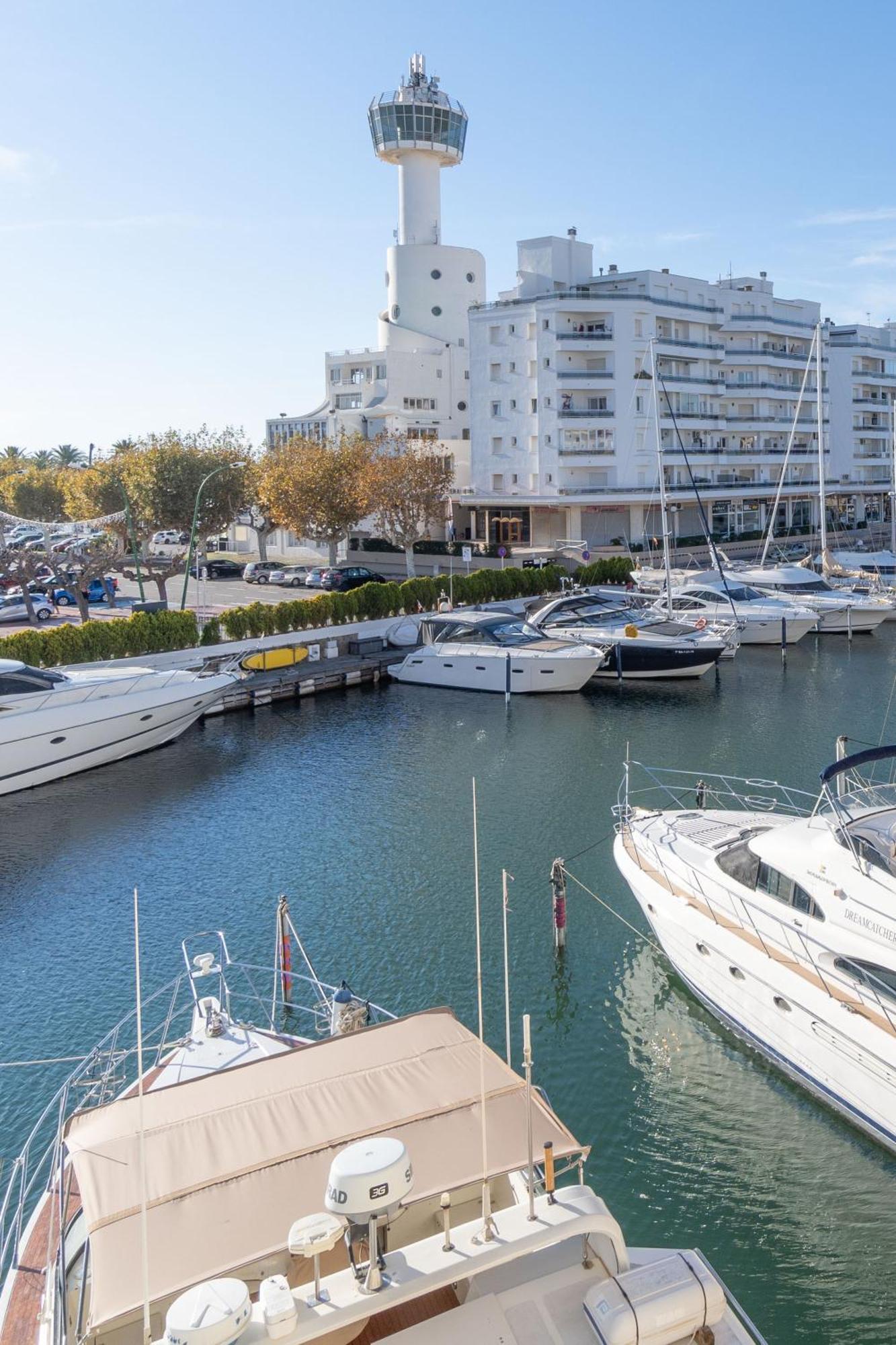 Apartmán Moderno Apartamento Frente Al Canal Con Terrazas Empuriabrava Exteriér fotografie