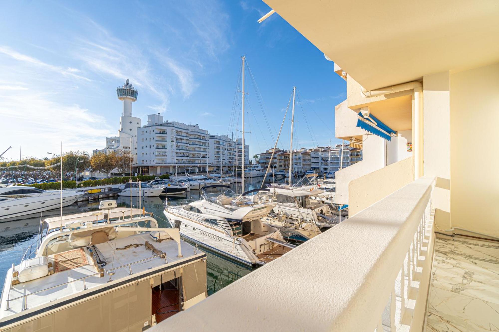 Apartmán Moderno Apartamento Frente Al Canal Con Terrazas Empuriabrava Exteriér fotografie